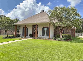 18539 Old Maplewood Dr, Prairieville, LA 70769
