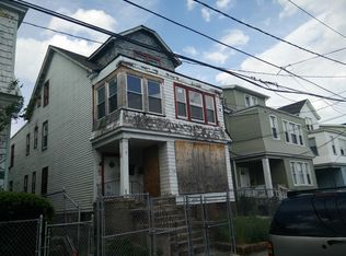 43 Harding Ter, Newark, NJ 07112