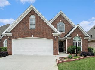 2050 Woodberry Run Dr, Snellville, GA 30078