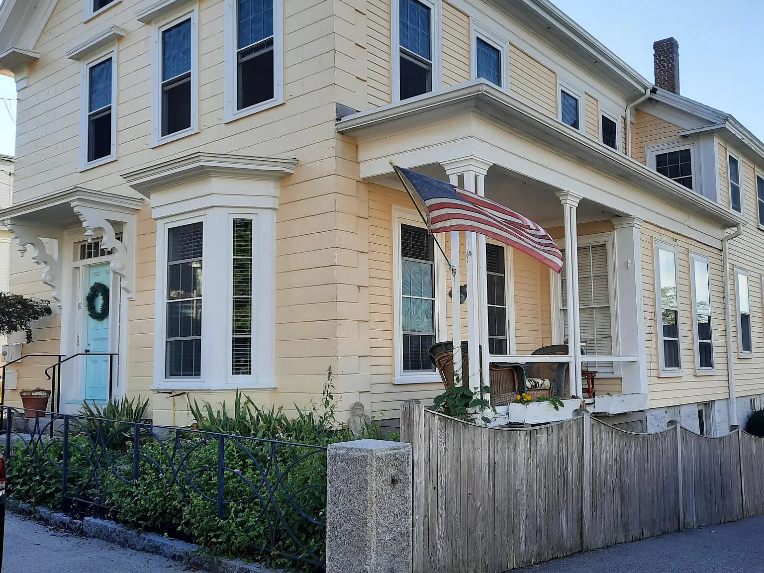 6 Pleasant St — Photo 2