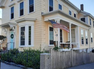 6 Pleasant St, Rockport, MA 01966