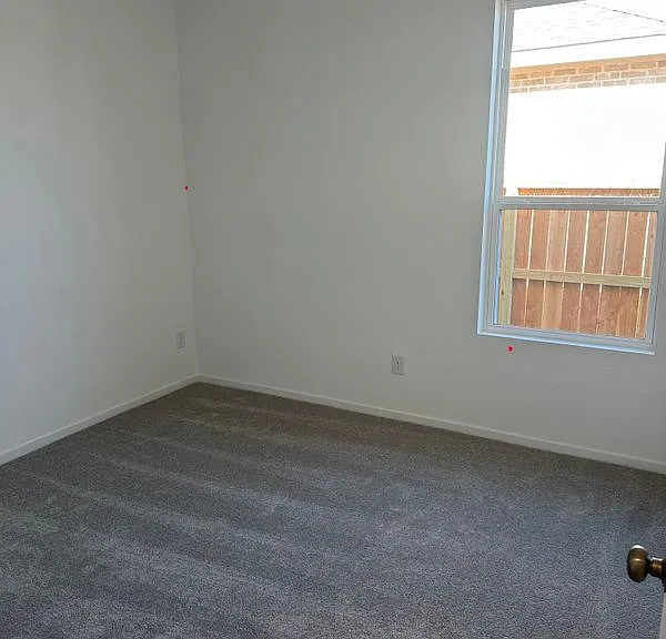 830 Heaven Dr — Photo 12