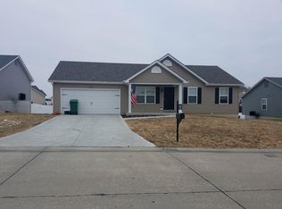 109 Winding Pine Ln, Winfield, MO 63389