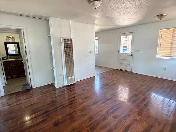 3rd image of 2120 N Sierra Way