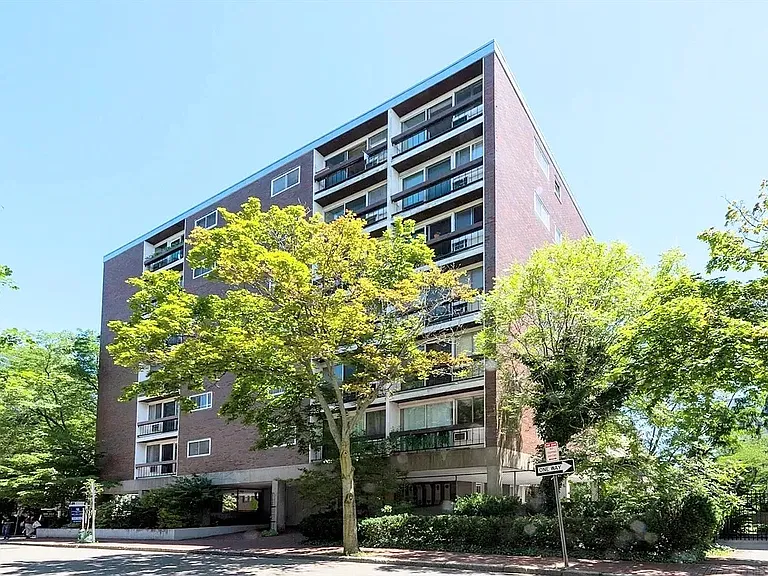 12 Inman St #33 — Photo 9