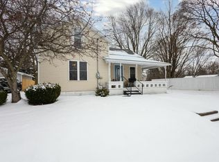 404 N Traver St, Saint Johns, MI 48879