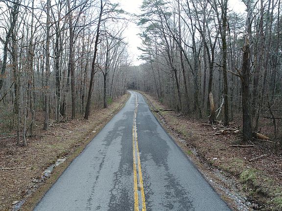 5th image of 591 Snyder Loop