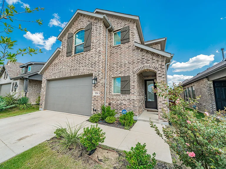 3056 Wind Knot Way — Photo 2