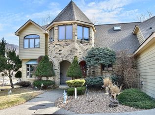 65 Forest Oak Ct, Winona, MN 55987