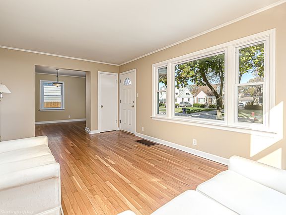 4th image of 5361 Otto Pl