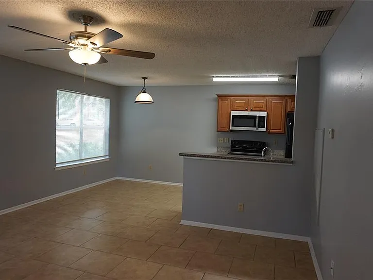 732 Secret Harbor Ln #100 — Photo 4