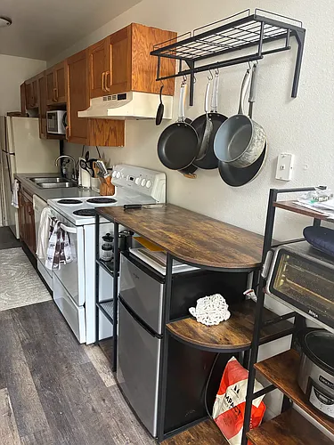 Canyon Crest Apartments Photo 1