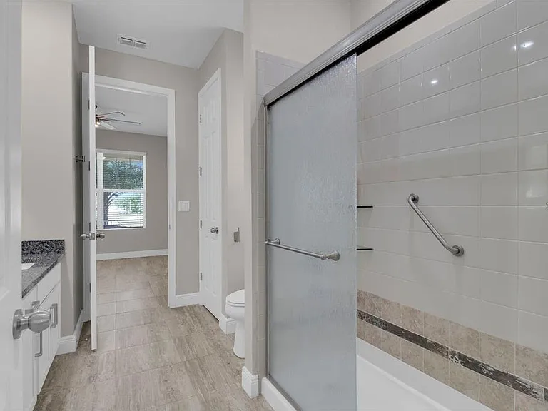 2487 Empress Dr — Photo 21
