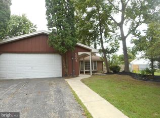 6008 Suzanne Rd, Waldorf, MD 20601