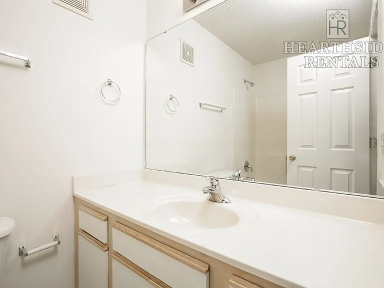 330 Brownlea Dr #5F — Photo 7
