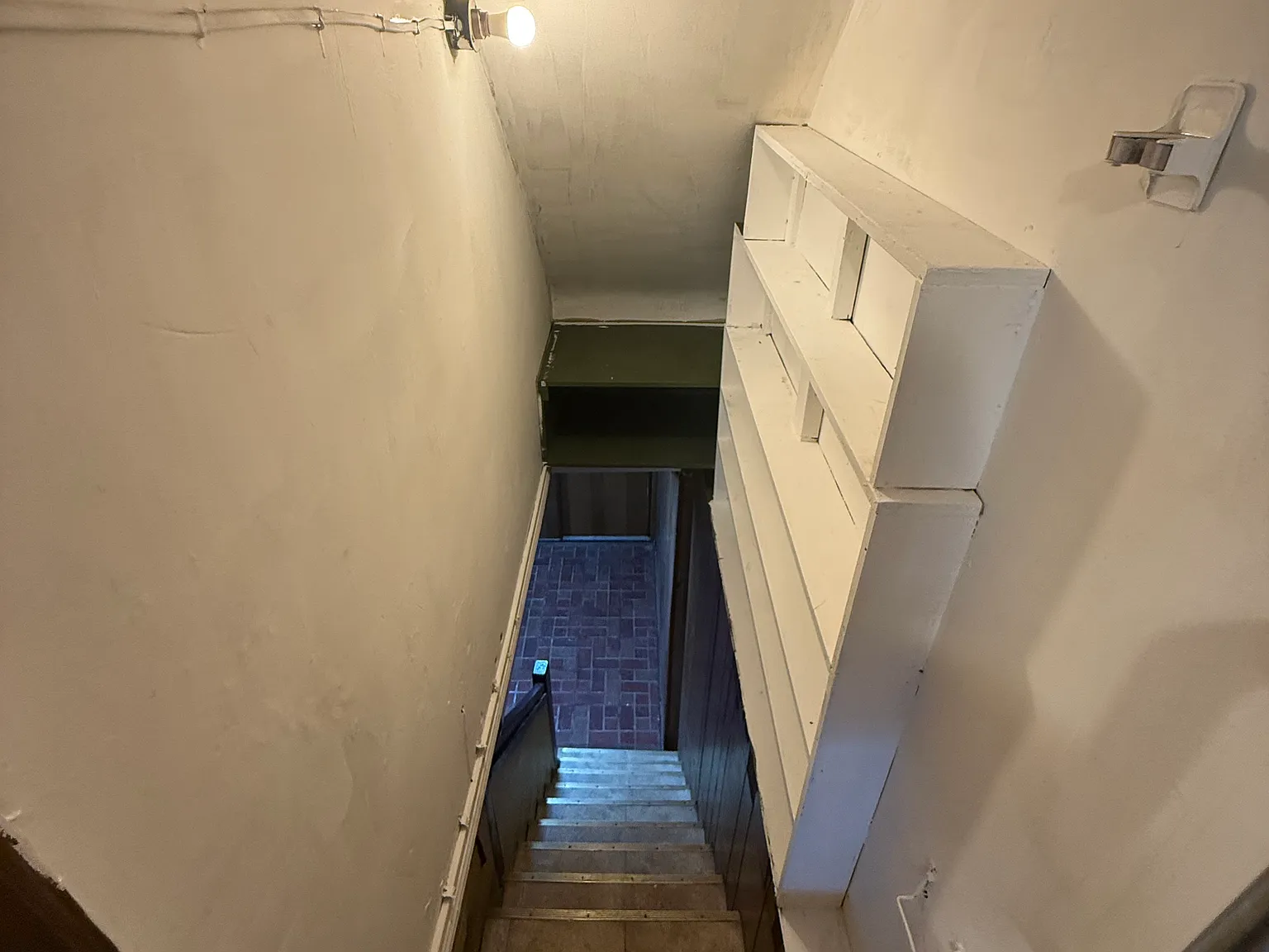 3 bed, 1.5 bath, 1258 sqft, $1,650 — Photo 1