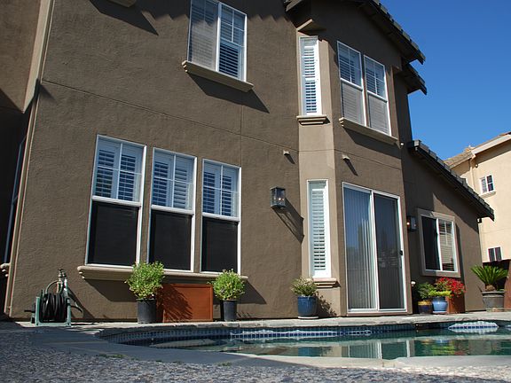 2nd image of 1675 Valley Oaks Dr