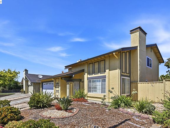 4th image of 148 Valley Oak Ln