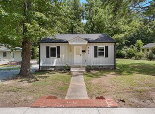 809 S 3rd St, Sanford, NC 27330
