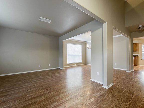 4th image of 135 Baythorne