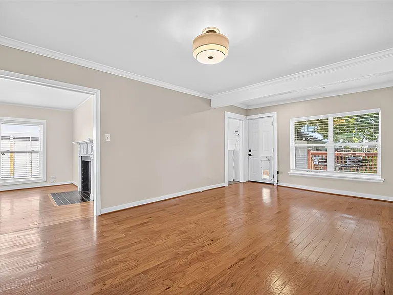 2406 Southgate Blvd — Photo 7