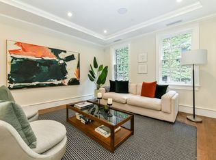 4 Strong Pl, Boston, MA 02114