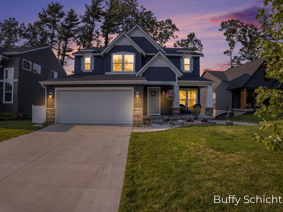 1st image of 13471 Barclay Dr #9