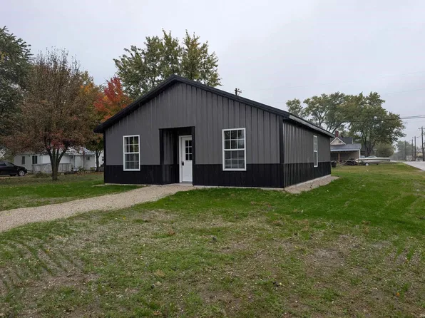 1513 North St, Washington, IN 47501