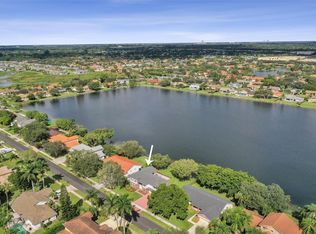 10225 SW 20th St, Davie, FL 33324