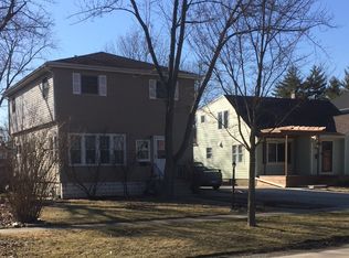 4616 Stanley Ave, Downers Grove, IL 60515