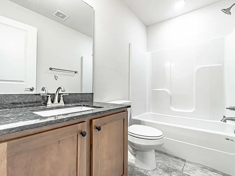 219 S Geranium Ln — Photo 12