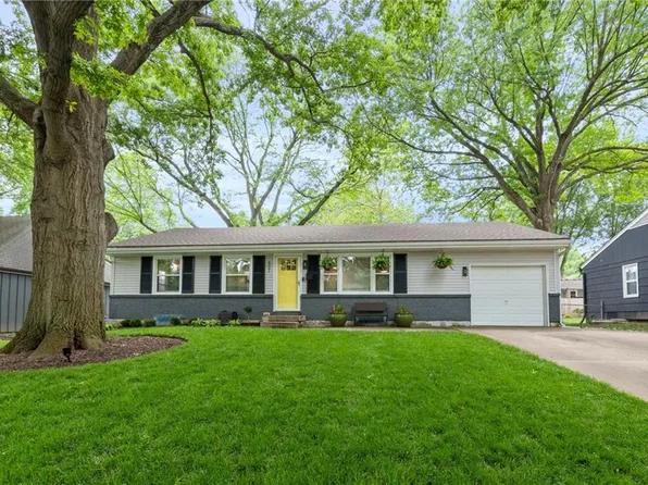 6001 W 76th St, Prairie Village, KS 66208