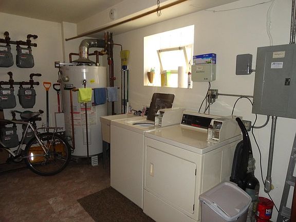 4th image of 2431 N 77th Ave APT 3E