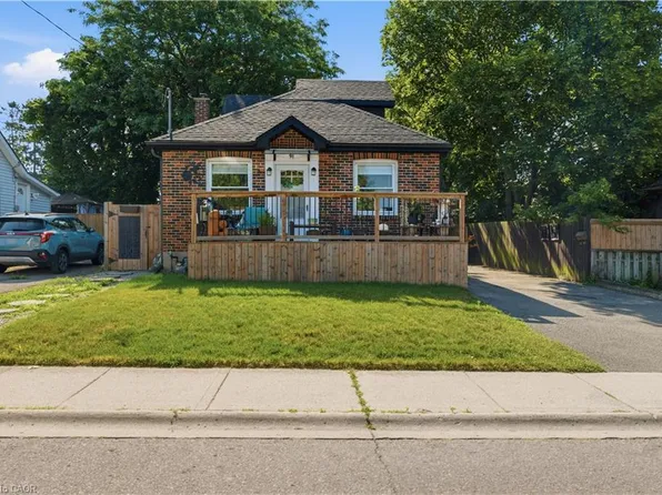 91 Lyons Ave, Brantford, ON N3R 4R3