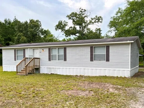 230 Calloh Dr, Walterboro, SC 29488