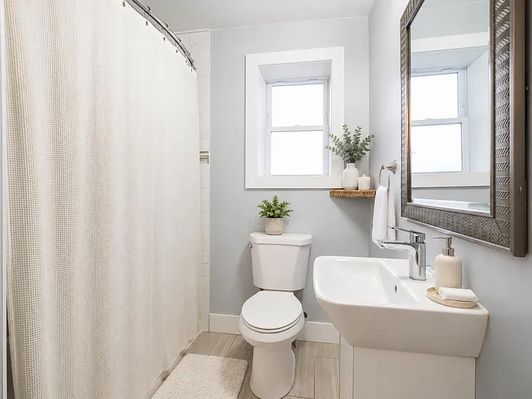 165 Webster Ave #1 — Photo 24