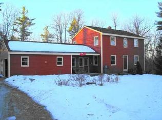 14 Deer Pond Rd, Raymond, ME 04071