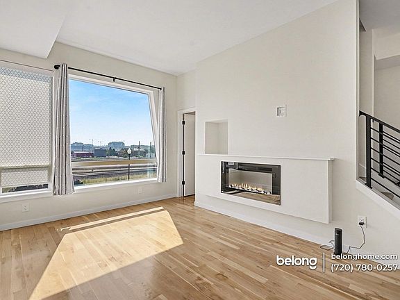 3rd image of 3937 Inca St