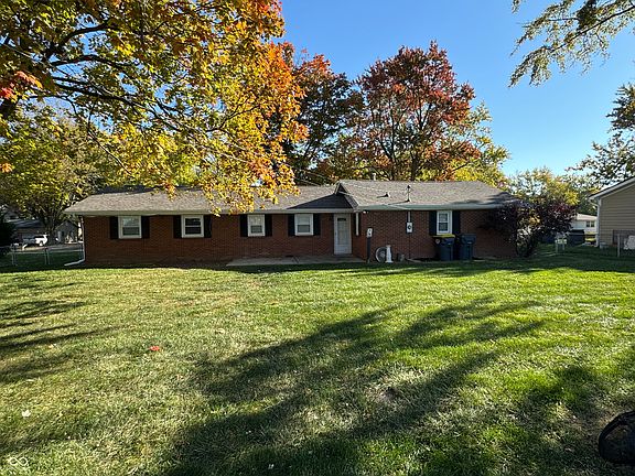 3rd image of 1419 Northcrest Dr