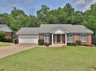 8008 Lagoon Ct, Columbus, GA 31904