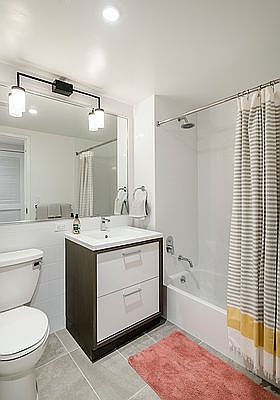 5th image of 350 Clarkson Ave APT 807