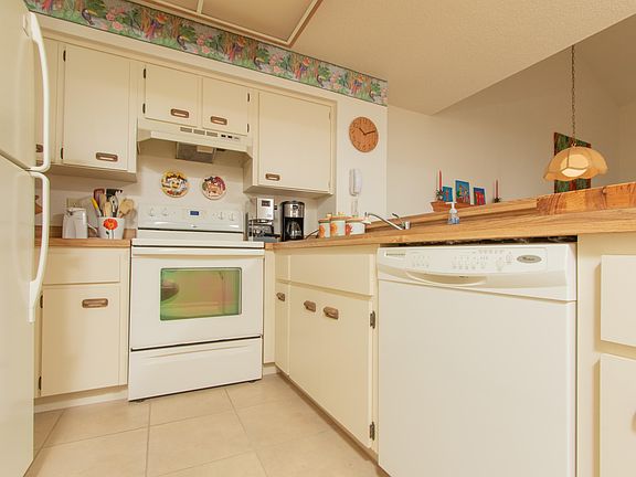4th image of 53 Village Las Palmas Cir