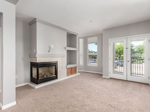 5th image of 1521L Vine St Unit 108