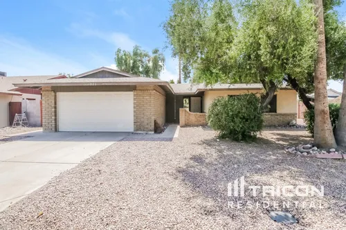 3122 S Rogers Photo 1