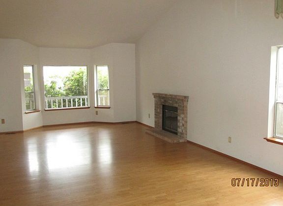 3rd image of 30406 Kummer Ave