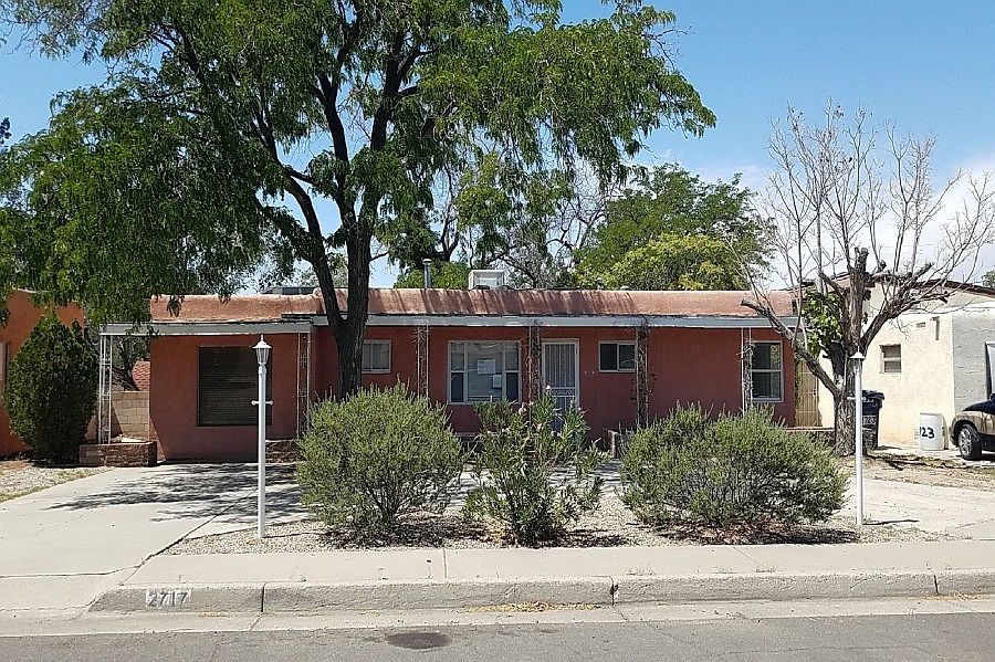 1st image of 2717 Sierra Dr NE
