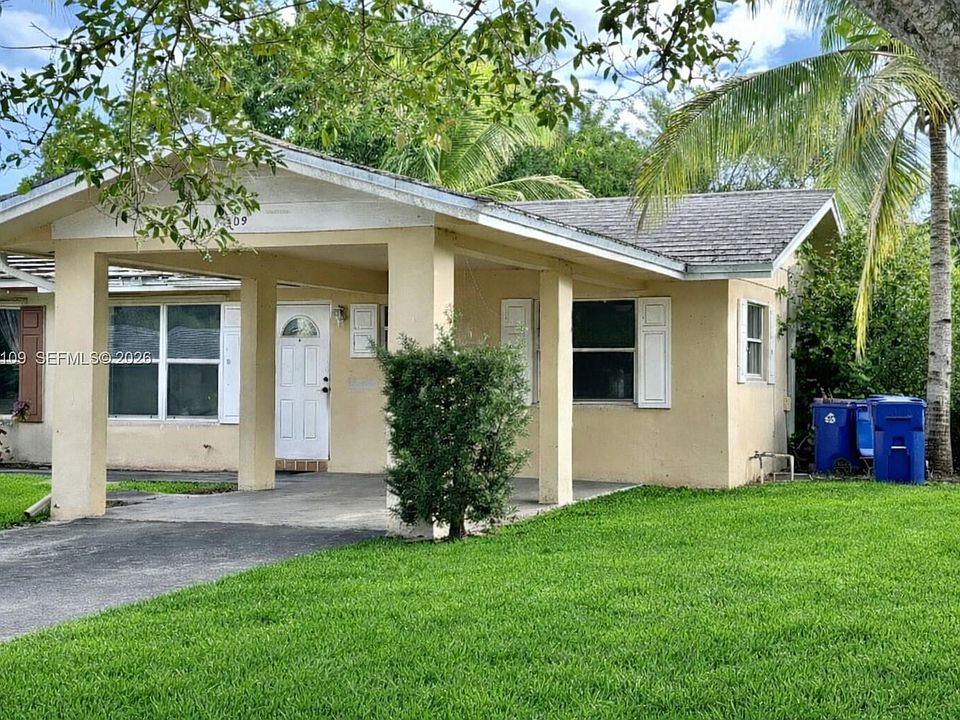 1st image of 3809 NW 84th Ave
