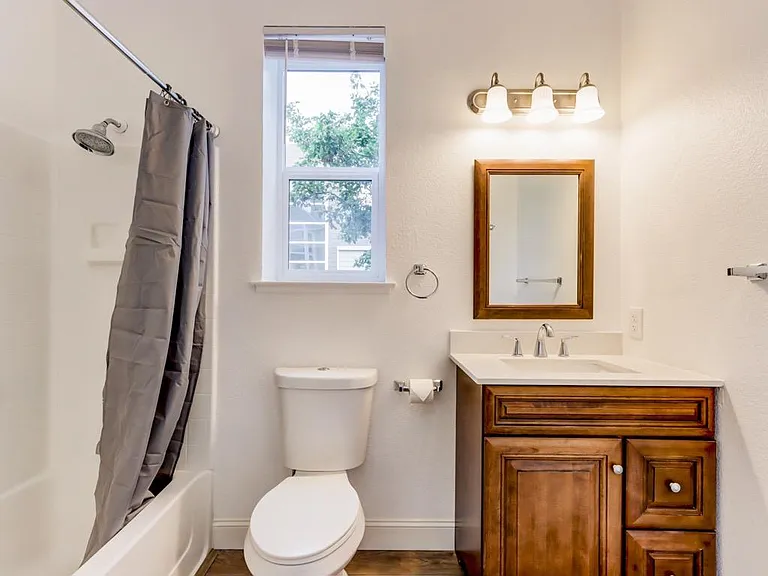 415 N 2nd St #340 — Photo 17
