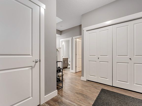 5th image of 2987 Chokecherry Cmn SW