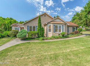 109 Farmington Pl, Clinton, TN 37716